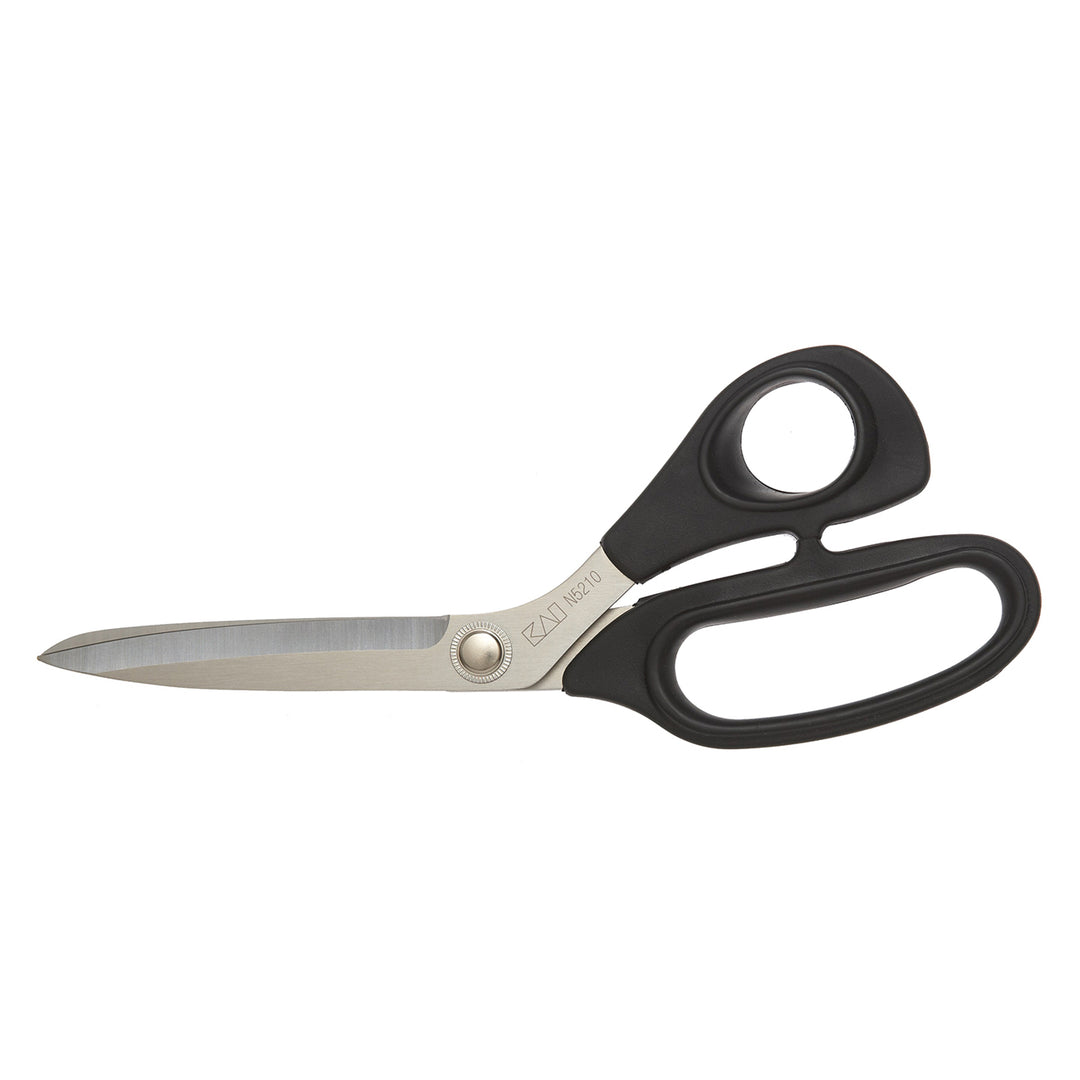 Kai 8 Inch Dressmaking Scissors