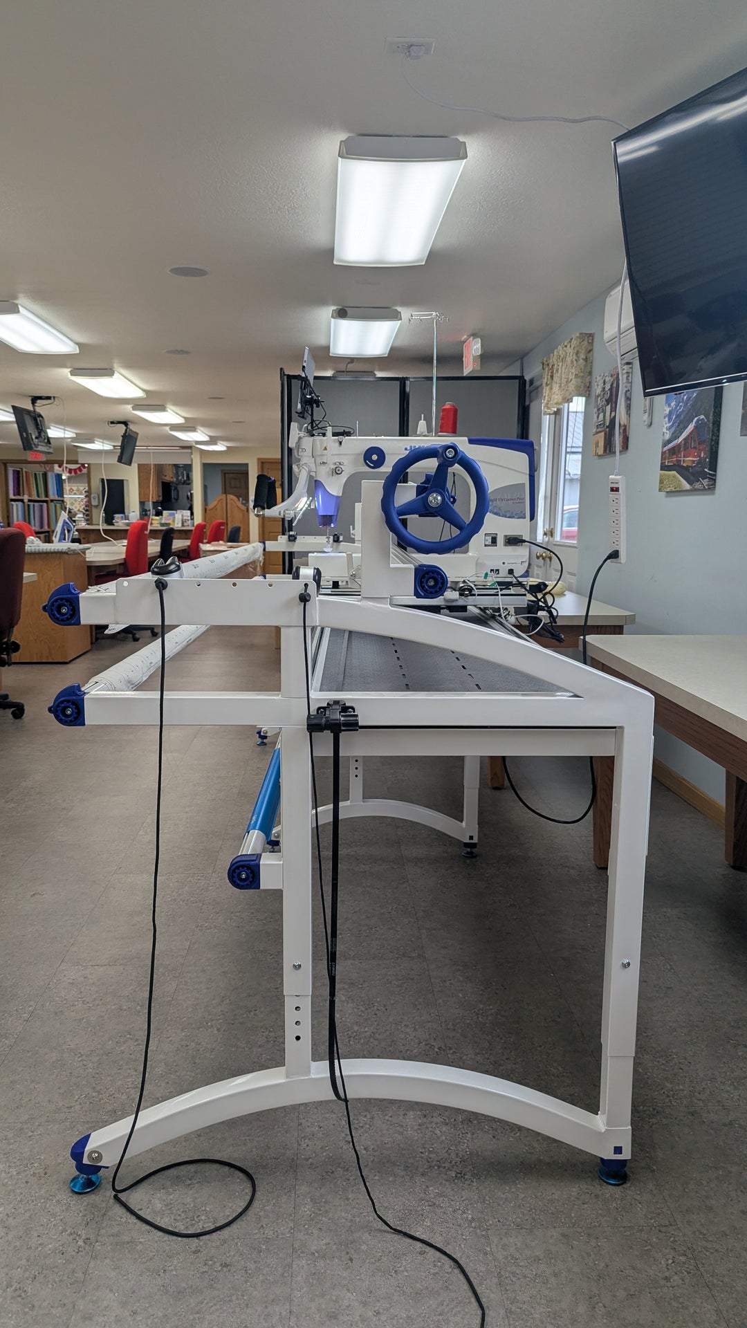 Pre-owned Juki TL-2200QVP - with 10' Frame and Automation