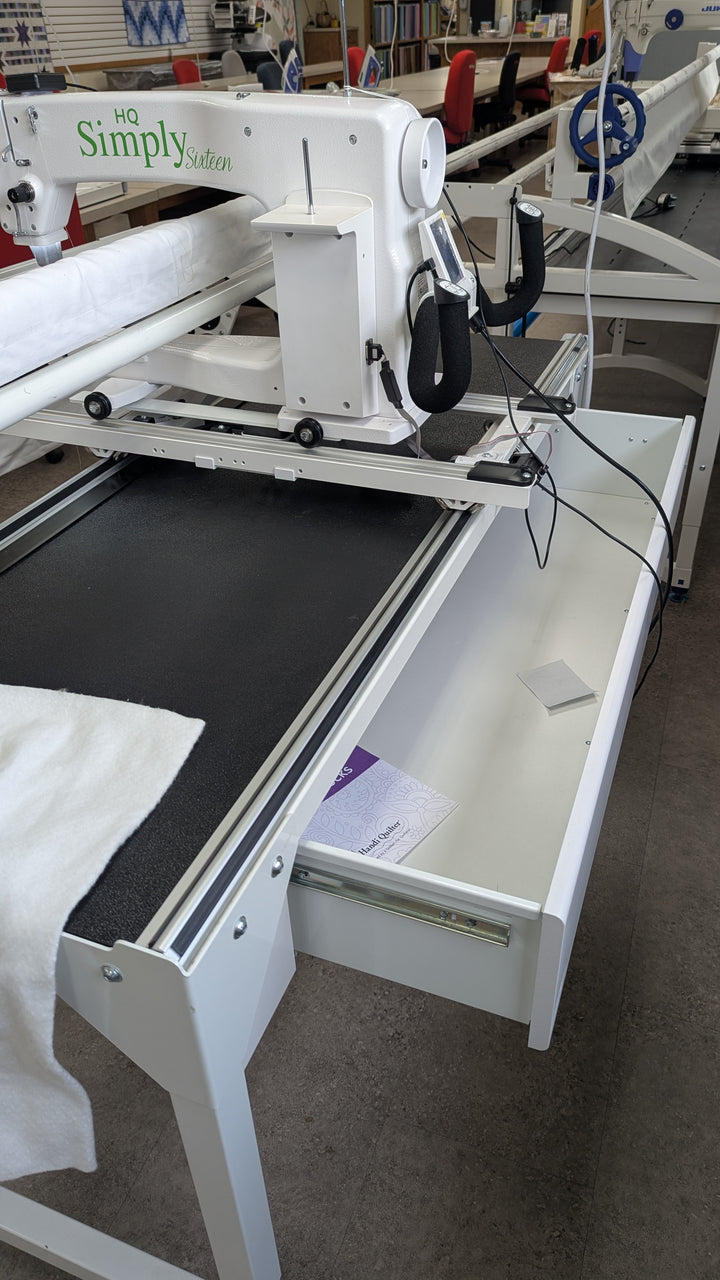 Pre-owned Handi Quilter Simply 16 - 5' Frame